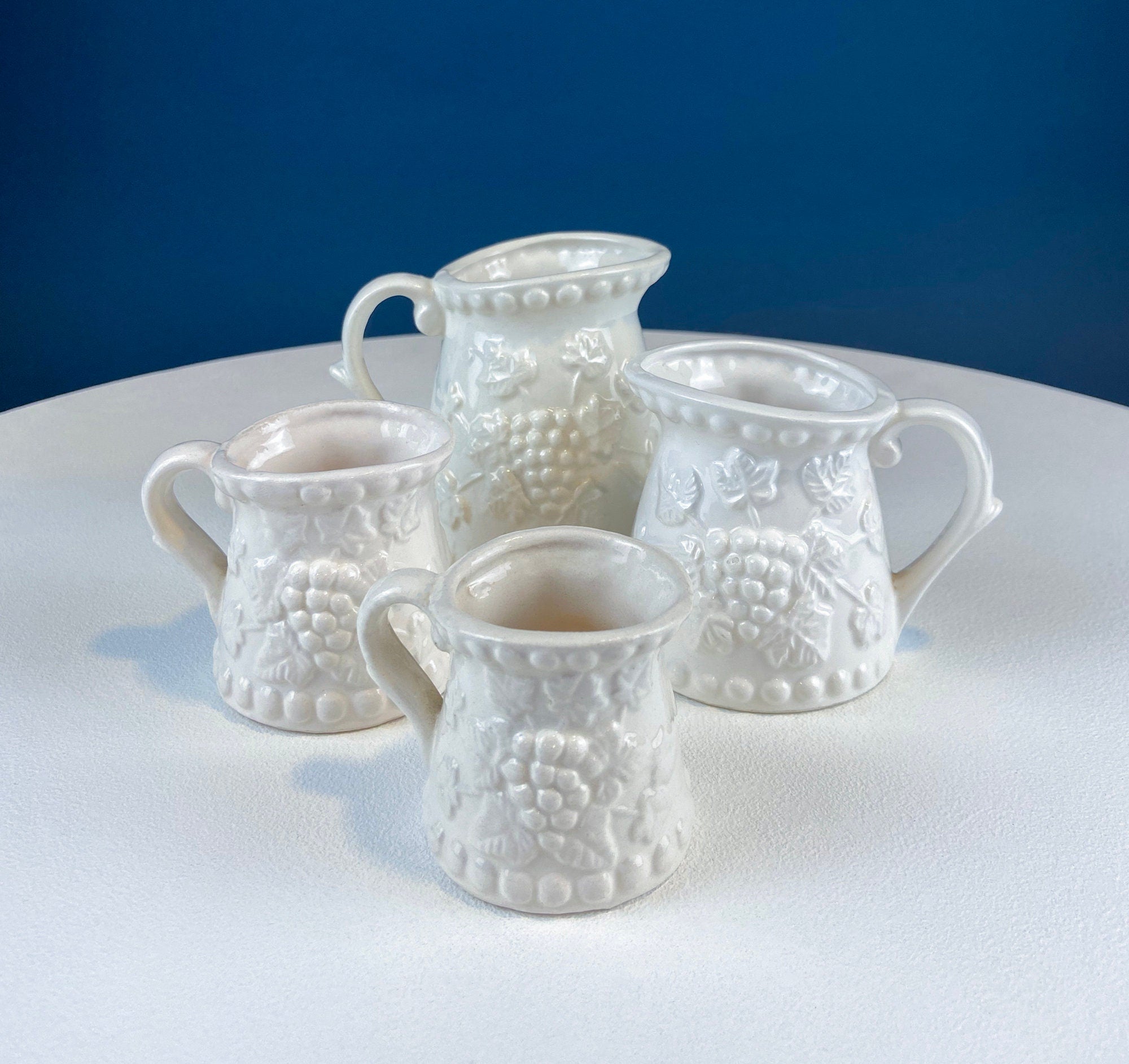 Vintage Ceramic Measuring Cups. Set of 4