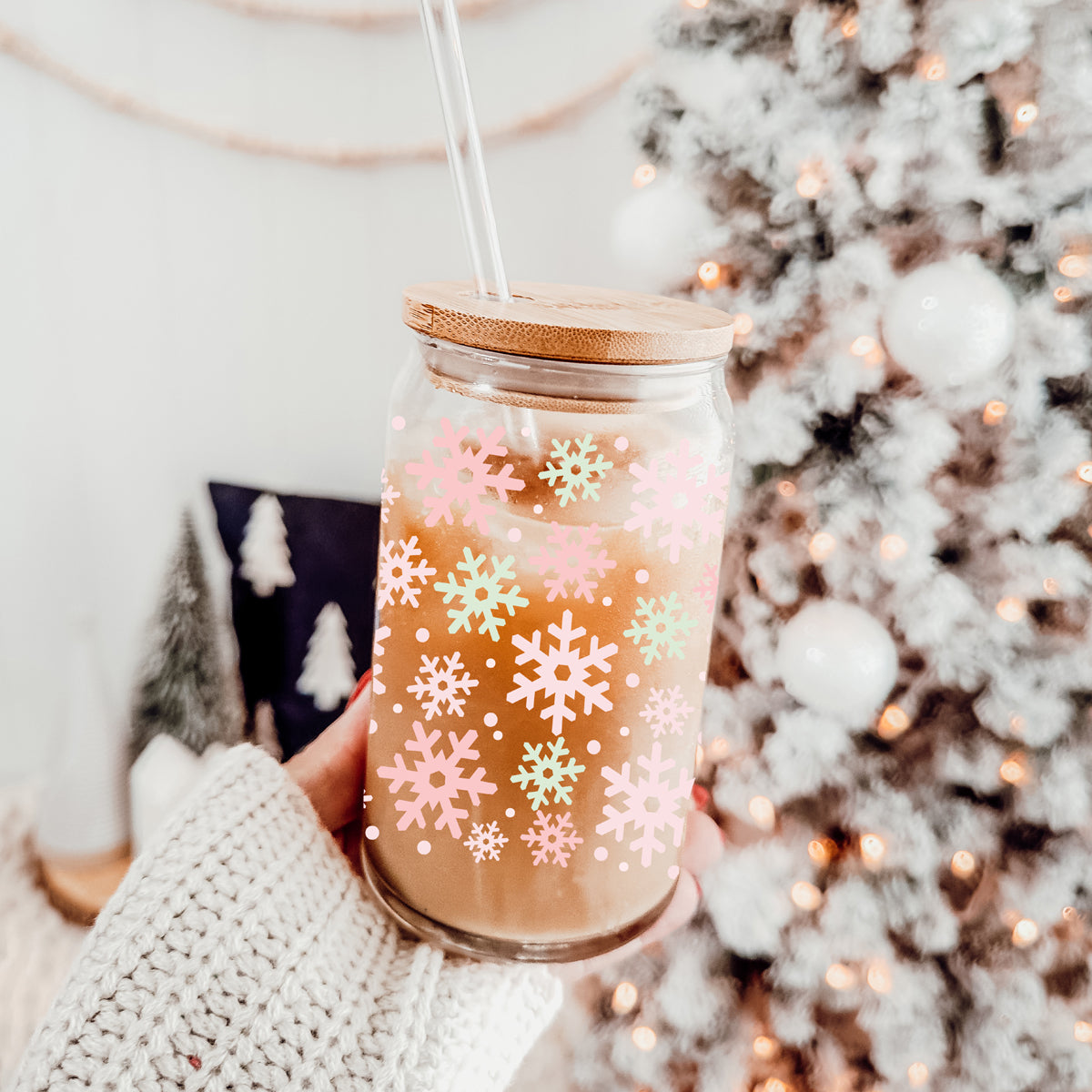 Pastel Snowflakes Glass Tumbler 17oz